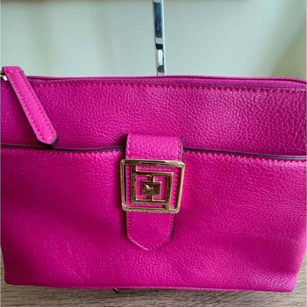 LIZ CLAIBORNE BARBIE PINK CROSSBODY Hot Pink Goldtone Hardware Vegan Leather - Picture 9 of 14
